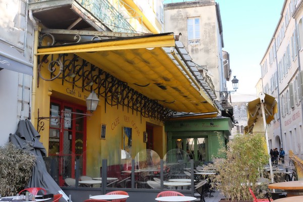 Van Gogh cafe